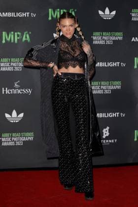 The Abbey Road Studios Music Photography Awards at Abbey Road Studios in London, UK, on 21st September 2023 Becca Dudley at The Abbey Road Studios Music Photography Awards at Abbey Road Studios in London, UK, on 21st September 2023, Credit:James Shaw Avalon UNITED KINGDOM, LONDON, London  Copyright: xJamesxShawx xAvalonx 0807267221