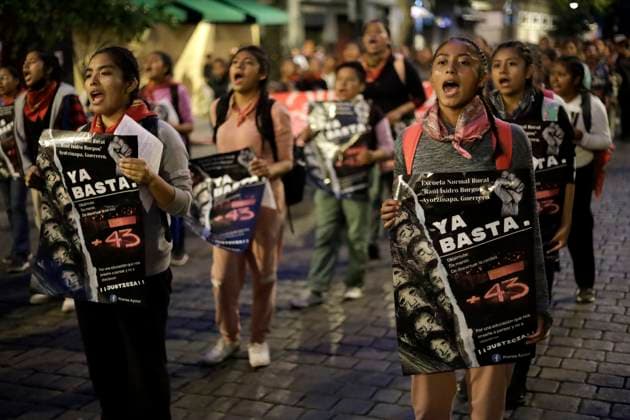 September 26, 2023, Mexico City, Mexico: Students from various Normal Teachers Schools participate in the march to commemorate the 9 years of the forced disappearance of the 43 students from the Ayotzinapa Normal School; They demand justice in the mobilization in Mexico City. on September 26, 2023 in Mexico City, Mexico Mexico City Mexico - ZUMAe321 20230926_zia_e321_039 Copyright: xLuisxBarronx