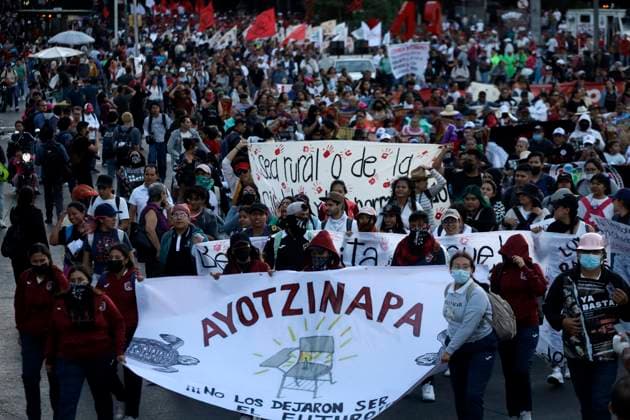 43 Missing Students 9th Anniversary - Mexico City Students from various Normal Teachers Schools participate in the march to commemorate the 9 years of the forced disappearance of the 43 students from the Ayotzinapa Normal School; They demand justice in the mobilization in Mexico City, Mexico, September 26, 2023. Photo by Luis Barron Eyepix Group ABACAPRESS.COM. Mexico City Mexico City Mexico  Copyright: xBarronxLuis Eyepix ABACAx 869360_002 BarronxLuis Eyepix ABACAx 869360_002