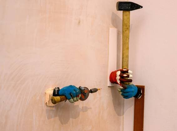 Turner Prize Exhibition Exhibition of work by Jesse Darling Nominated for his solo exhibitions No Medals, No Ribbons at Modern Art Oxford and Enclosures at Camden Art Centre. Darling™s work encompasses sculptures and installations which evoke the vulnerability of the human body and the precariousness of power structures. One of the four shortlisted artists for the TURNER Prize 2023 at the Towner, Eastbourne, UK on 27 September 2023., Credit:Lee Floyd Avalon UK, Eastbourne, Towner  Copyright: xLeexFloydx xAvalonx 0808787864