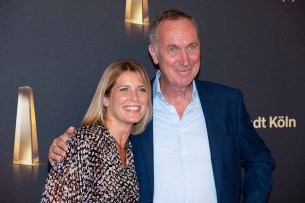 Valerie NIEHAUS, actress, and Stephan LAMBY, journalist, red carpet, red carpet show, arrival, arrival, German Television Award ceremony, The Night of the Creatives The German Television Award 2023, German Television Award 2023 in Cologne, on 27 09 2022