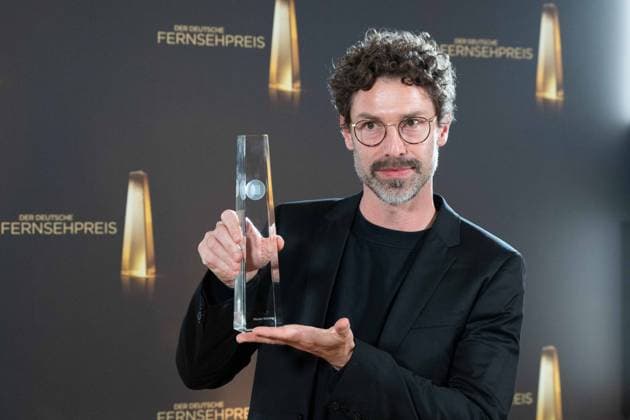 Award winner Nicolai MEHRING Best Camera Information, Red Carpet, Red Carpet Show, Arrival, Arrival, German Television Award Ceremony, The Night of the Creatives The German Television Award 2023, German Television Award 2023 in Cologne, on 27 09 2022