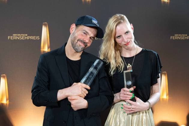 Award winners Andre NIER and Sarah Christin PETER Best Editing Information, Red Carpet, Red Carpet Show, Arrival, Arrival, German Television Award Ceremony, The Night of the Creatives The German Television Award 2023, German Television Award 2023 in Cologne, on 27 09 2022