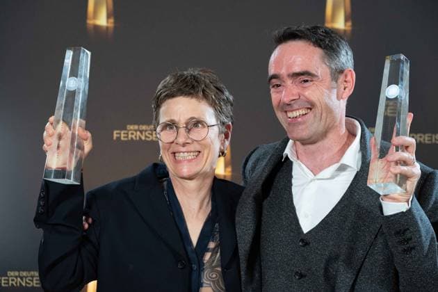 Award winners Gabriela REUMER and Matthias MUESSE, must, Best Set Fiction, Red Carpet, Red Carpet Show, Arrival, Arrival, German Television Awards, The Night of the Creatives The German Television Award 2023, German Television Award 2023 in Cologne, on 27 09 2022