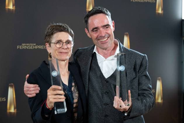 Award winners Gabriela REUMER and Matthias MUESSE, must, Best Set Fiction, Red Carpet, Red Carpet Show, Arrival, Arrival, German Television Awards, The Night of the Creatives The German Television Award 2023, German Television Award 2023 in Cologne, on 27 09 2022