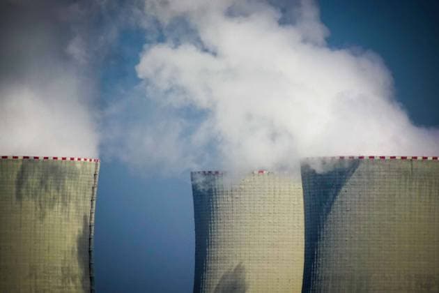 26.09.2023, Temelin, CZE, Unterwegs in Tschechien, Themenbild, Verschiedene Themenbilder, Symbolbild, AKW Temelin, Kernkraftwerk, Tschechische Republik, im Bild Feature, Reaktor, AKW, Temelin, Reaktorblock, Atomkrafterk, Verschiedene Ansichten, Außenansicht, *** 26 09 2023, Temelin, CZE, On the road in Czech Republic, Theme image, Various theme images, Icon image, Temelin nuclear power plant, Nuclear power plant, Czech Republic, In the picture feature, Reactor, Nuclear power plant, Temelin, Reactor unit, Atomkrafterk, Various views, Exterior view,