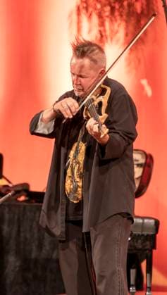 27 09 2023, International Classical Festival Festival of Nations 2023, at the Kurhaus Bad Wörishofen in Unterallgäu, British violinist Nigel Kennedy friends, 27 09 2023, Classical Festival Bad Wörishofen 27 09 2023, Classical Festival Bad Wörishofen