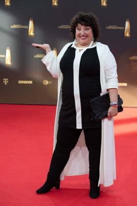 Meltem KAPTAN, actress, red carpet, red carpet show, arrival, arrival, German Television Award, German Television Award 2023, German Television Award 2023 at MMC Studios Cologne, on 28 09 2023