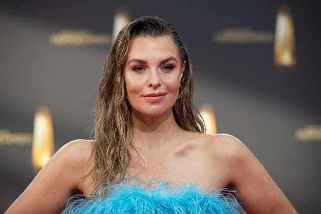 Laura WONTORRA, presenter, red carpet, red carpet show, arrival, arrival, German Television Award, German Television Award 2023, German Television Award 2023 at MMC Studios Cologne, on 28 09 2023