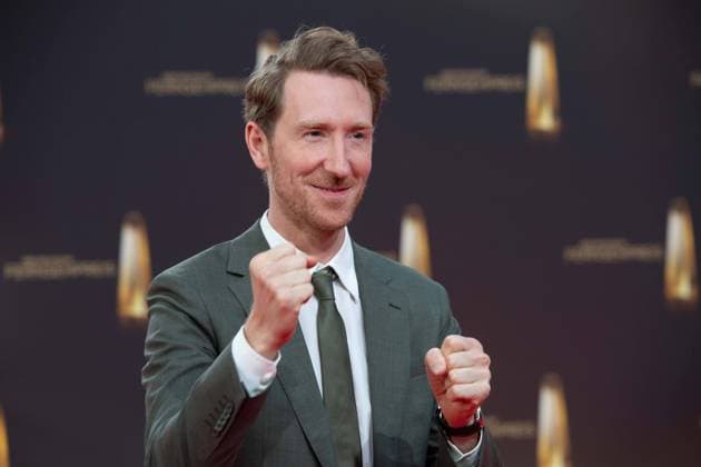 Louis KLAMROTH, presenter, talk show host, red carpet, red carpet show, arrival, arrival, German Television Award, German Television Award 2023, German Television Award 2023 at MMC Studios Cologne, on 28 09 2023