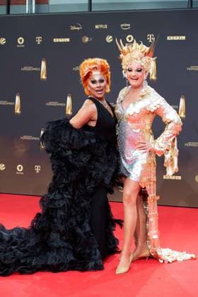 v l Catherine LECLERY, Drag Queen Olivia JONES, Drag Queen, Red Carpet, Red Carpet Show, Arrival, Arrival, German Television Award, German Television Award 2023, German Television Award 2023 at MMC Studios Cologne, on 28 09 2023