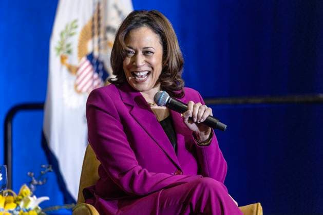 News Themen der Woche KW39 News Bilder des Tages Vice President Kamala Harris travel to Miami United States Vice President Kamala Harris speaks during her Fight for Our Freedoms college tour at Florida International University in Miami, Florida, USA, 28 September 2023. Harris?s visit to Florida International University, one of the largest Hispanic-Serving Institution in the country, is part of her Fight for Our Freedoms College Tour. This campus event is the sixth stop on the Vice President?s month-long college tour. MIAMI FLORIDA United States  Copyright: xPool ABACAx 869613_012 Pool ABACAx 869613_012