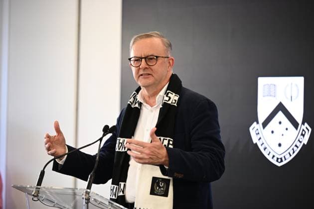 ANTHONY ALBANESE AFL MAGPIES ANNOUNCEMENT, Prime Minister Anthony Albanese during a press conference at Collingwood Football Club, Olympic Park in Melbourne, Friday, September 29, 2023. ( NO ARCHIVING, EDITORIAL USE ONLY, NO USE IN BOOKS WITHOUT CONSENT MELBOURNE VIC AUSTRALIA  Copyright: xJOELxCARRETTx 20230929001846705797