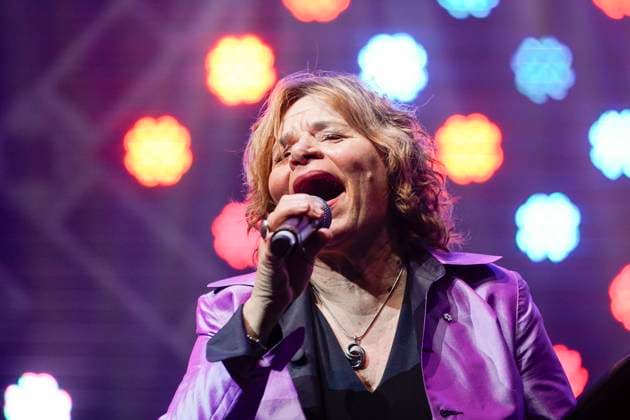 September 28, 2023, Toronto, ON, CANADA: Lorraine Segato of The Parachute Club performs during the 2023 CanadaöÄÃ s Walk of Fame ceremony in Toronto, Thursday, Sept. 28, 2023. The Parachute Club was one of 13 bands inducted into CanadaöÄÃ s Rock of Fame. Toronto CANADA  - ZUMAc35_ 20230928_zaf_c35_112 Copyright: xAndrewxLahodynskyjx