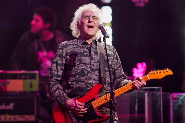 September 28, 2023, Toronto, ON, CANADA: Paul Dean of the band Loverboy perform during the 2023 CanadaöÄÃ s Walk of Fame ceremony in Toronto, Thursday, Sept. 28, 2023. 13 bands were inducted into this years class at the Rock of Fame event. Toronto CANADA  - ZUMAc35_ 20230928_zaf_c35_139 Copyright: xAndrewxLahodynskyjx