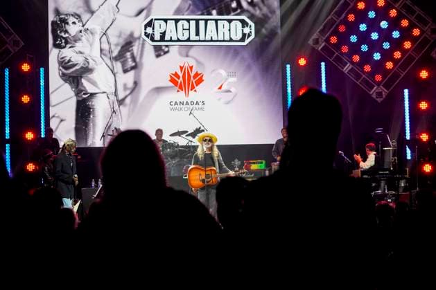 September 28, 2023, Toronto, ON, CANADA: Michel Pagliaro performs during the 2023 CanadaöÄÃ s Walk of Fame ceremony in Toronto, Thursday, Sept. 28, 2023. 13 bands were inducted into this years class at the Rock of Fame event. Toronto CANADA  - ZUMAc35_ 20230928_zaf_c35_144 Copyright: xAndrewxLahodynskyjx