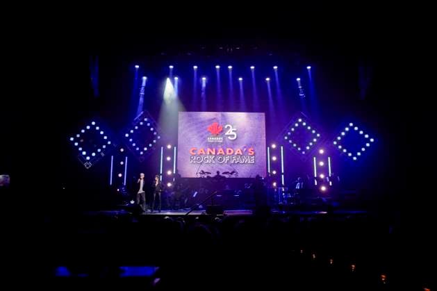 September 28, 2023, Toronto, ON, CANADA: Terry David Mulligan and Jeanne Beer host the 2023 CanadaöÄÃ s Walk of Fame ceremony in Toronto, Thursday, Sept. 28, 2023. 13 bands were inducted into this years class at the Rock of Fame event. Toronto CANADA  - ZUMAc35_ 20230928_zaf_c35_149 Copyright: xAndrewxLahodynskyjx