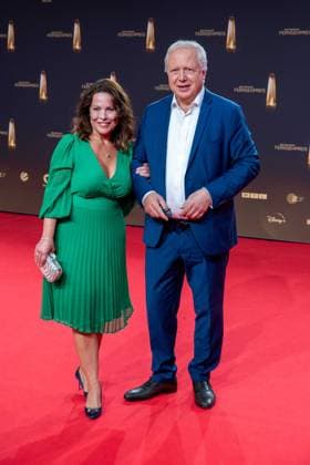 Tom BUHROW, WDR director, with partner Daniela BOFF, red carpet, red carpet show, arrival, arrival, award ceremony of the German Television Award, The German Television Award 2023, German Television Award 2023 in the MMC Studios Cologne, on 28 09 2023