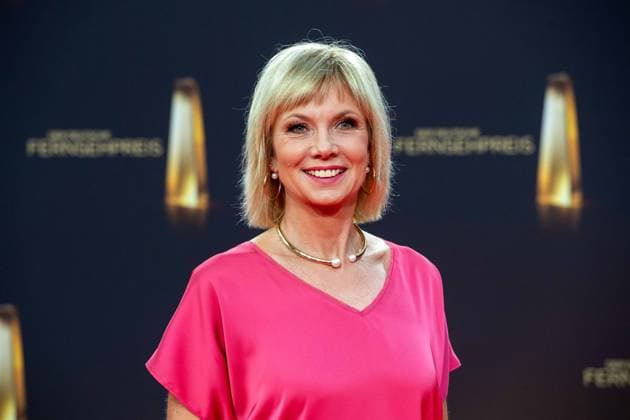 Ilka ESSMUELLER, Eßmüller, presenter, red carpet, red carpet show, arrival, arrival, German Television Award, The German Television Award 2023, German Television Award 2023 at MMC Studios Cologne, on 28 09 2023