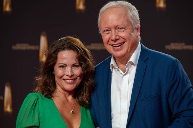 Tom BUHROW, WDR director, with partner Daniela BOFF, red carpet, red carpet show, arrival, arrival, award ceremony of the German Television Award, The German Television Award 2023, German Television Award 2023 in the MMC Studios Cologne, on 28 09 2023