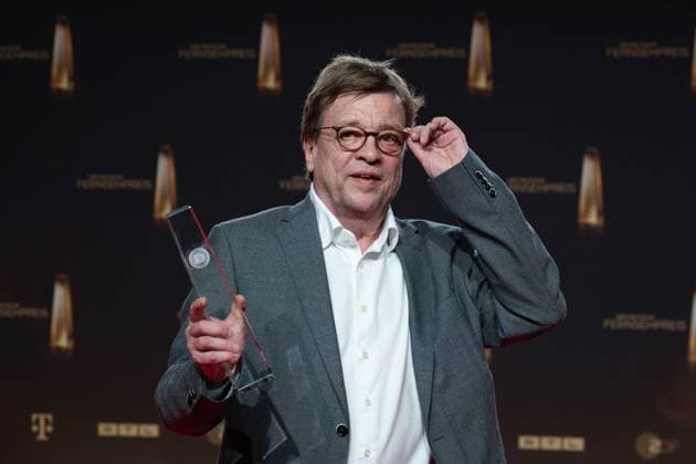 Award winner Bela RETHY, presenter, category Best Sports Program Award ceremony of the German Television Award, The German Television Award 2023, German Television Award 2023 in the MMC Studios Cologne, on 28 09 2023