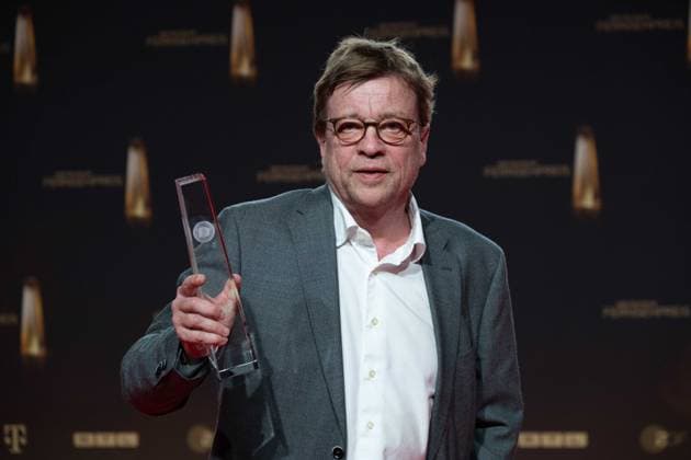 Award winner Bela RETHY, presenter, category Best Sports Program Award ceremony of the German Television Award, The German Television Award 2023, German Television Award 2023 in the MMC Studios Cologne, on 28 09 2023