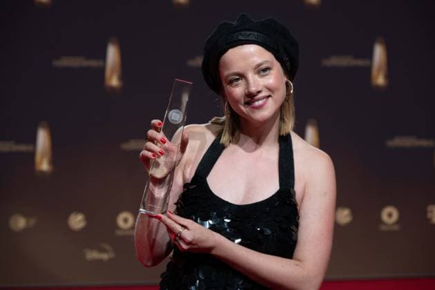 Laureate Jella HAASE, actress, category actress for Kleo, award ceremony of the German Television Award, The German Television Award 2023, German Television Award 2023 in the MMC Studios Cologne, on 28 09 2023