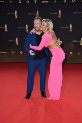 Ralf Schmitz and Evelyn Burdecki at the German Television Award ceremony in Cologne 28 09 2023