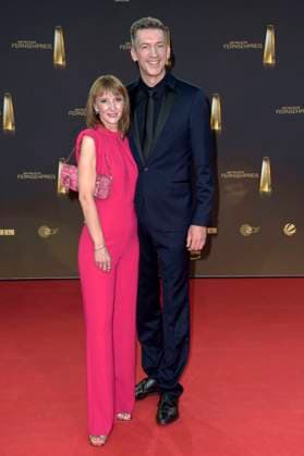 Steffen Hallaschka with wife Anne Katrin Hallaschka at the German Television Award 2023 ceremony at MMC Studios Cologne, 28 09 2023 Foto:xF.xKernx xFuturexImagex fernsehpreis_3775