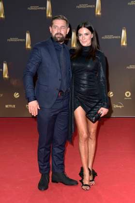Klaas Heufer Umlauf with wife Doris Golpashin at the German Television Award 2023 ceremony at MMC Studios Cologne, 28 09 2023 Foto:xF.xKernx xFuturexImagex fernsehpreis_3797