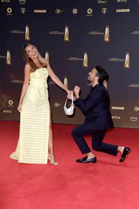 Giovanni Zarrella with wife Jana Ina Zarrella at the German Television Award 2023 ceremony at MMC Studios Cologne, 28 09 2023 Foto:xF.xKernx xFuturexImagex fernsehpreis_3861