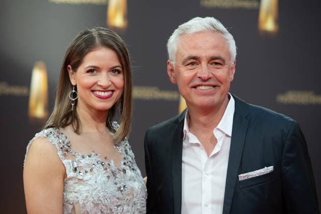 f l Kristina INHOF, presenter, Andreas von THIEN, presenter, red carpet, red carpet show, arrival, arrival, German Television Award ceremony, The German Television Award 2023, German Television Award 2023 at MMC Studios Cologne, on 28 09 2023