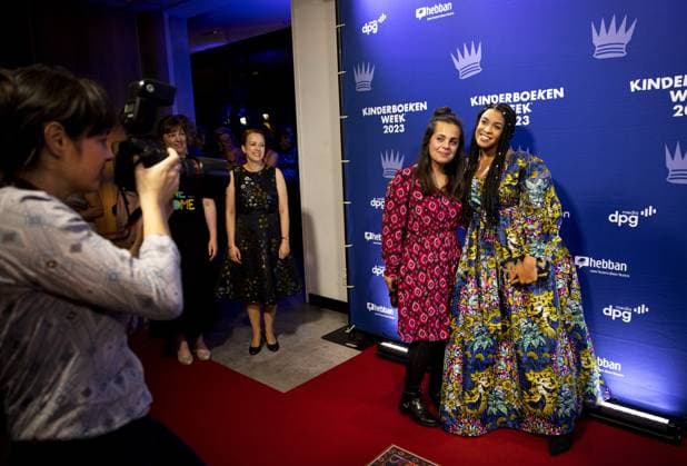 AMSTERDAM - The red carpet prior to the Children s Book Ball. During the event, the Golden Pencil and the Golden Pencil were awarded, among other things. ANP RAMON VAN FLYMEN netherlands out - belgium out  Copyright: xx x479714400x originalFilename: 479714400.jpg