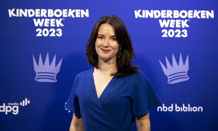 AMSTERDAM - Djenne Fila on the red carpet prior to the Children s Book Ball. During the event, the Golden Pencil and the Golden Pencil were awarded, among other things. ANP RAMON VAN FLYMEN netherlands out - belgium out  Copyright: xx x479714433x originalFilename: 479714433.jpg