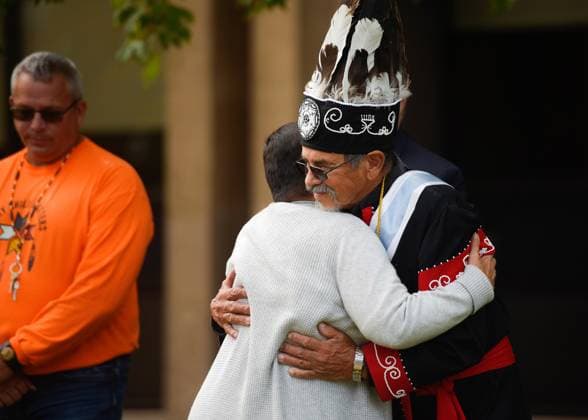 September 30, 2023, Charlottetown, PEI, CANADA: Keptin James Bernard hugs elder Marlene Thomas, a residential school survivor, during the National Day for Truth and Reconciliation ceremony in Charlottetown on Saturday, Sept. 30, 2023. Charlottetown CANADA  - ZUMAc35_ 20230930_zaf_c35_014 Copyright: xNathanxRochfordx