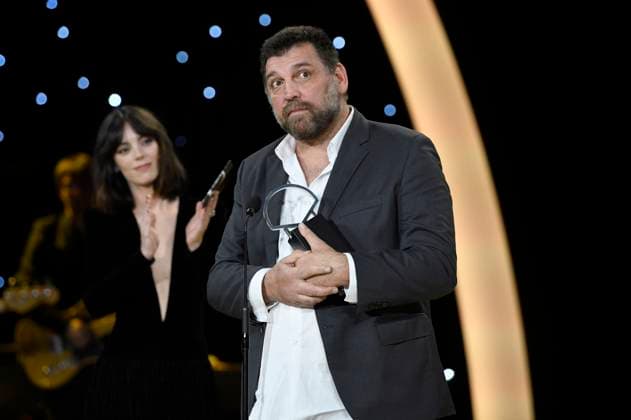 Vicky Luengo and Hovik Keuchkerian at the award ceremony at the 71 International Film Festival San Sebastian Festival Internacional de Cine de San Sebastian at the Kursaal San Sebastian, 30 09 2023. Foto:xC.xNiehausx xFuturexImagex preisverleihung_3907