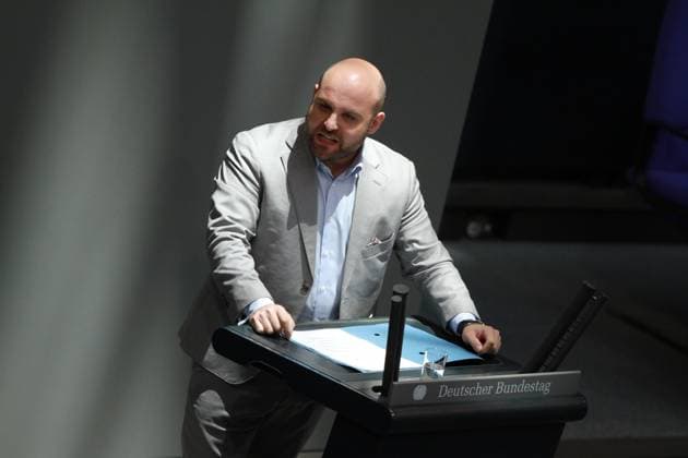 Berlin, Deutschland, 28.09.2023: Sitzungswoche des Deutschen Bundestags; Markus Frohnmaier, AfD, hält eine Rede *** Berlin, Germany, 28 09 2023 Session week of Germans German Bundestag Markus Frohnmaier, AfD, holds a Speech Copyright: xdtsxNachrichtenagenturx dts_23243