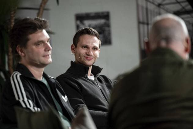 Edel - Talk : Lutz van der Horst und Fabian Köster *** NUR FÜR REDAKTIONELLE ZWECKE *** EDITORIAL USE ONLY ***<p>Erster Edel-Talk mit Lutz van der Horst und Fabian Köster im Cafe Edel in Duisburg. Deutschland NRW Duisburg Copyright: FabianxStrauch *** Edel Talk Lutz van der Horst and Fabian Köster EDITORIAL USE ONLY p First Edel Talk with Lutz van der Horst and Fabian Köster at Cafe Edel in Duisburg Germany NRW Duisburg Copyright FabianxStrauch Copyright: FabianxStrauch doc7s7s6ulxt04nf042km5 ,EDITORIAL USE ONLY