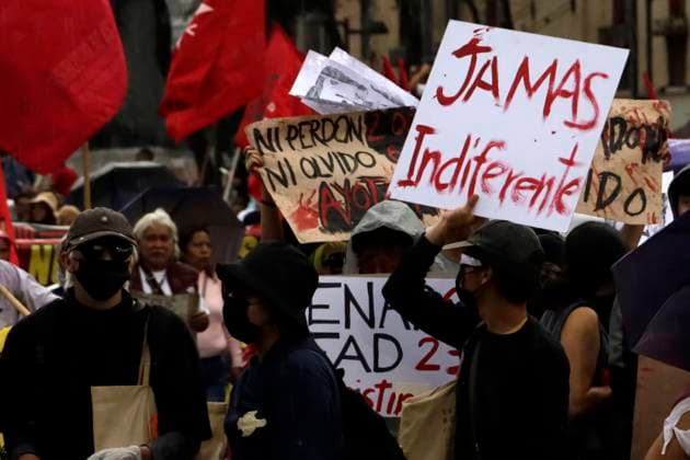 October 2, 2023, Mexico City, Mexico: Survivors of the Tlatelolco massacre, students and citizens at the march of the 55th anniversary of the State crime in the Plaza of the Three Cultures during their mobilization in Mexico City. on October 2, 2023 in Mexico City, Mexico Mexico City Mexico - ZUMAe321 20231002_zia_e321_030 Copyright: xLuisxBarronx