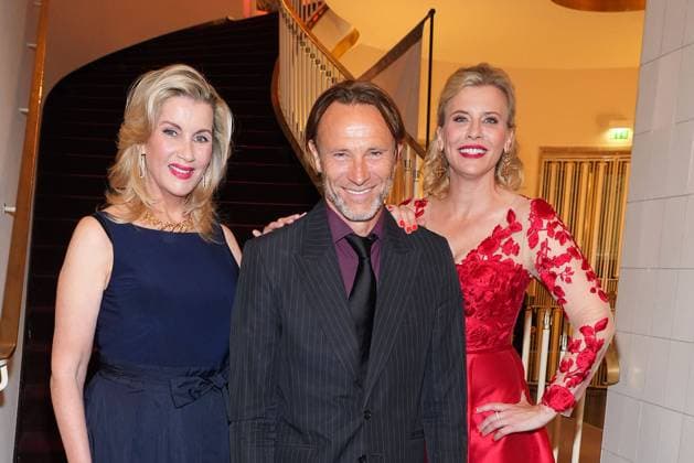 Bilder des Jahres 2023, Entertainment 10 Oktober Entertainment Themen der Woche KW40 Alexa Maria Surholt, Bernhard Bettermann und Eva Habermann beim Opernball am 2.10.2023 in Leipzig Leipziger Operball 2023 *** Alexa Maria Surholt, Bernhard Bettermann and Eva Habermann at the Opera Ball on 2 10 2023 in Leipzig Leipzig Opera Ball 2023 