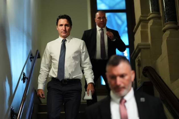 October 3, 2023, Ottawa, ON, CANADA: Prime Minister Justin Trudeau arrives for a caucus meeting in Ottawa, Tuesday, Oct. 3, 2023. Liberal members of Parliament are meeting to discuss the historic vote expected to select a new House of Commons Speaker. Ottawa CANADA  - ZUMAc35_ 20231003_zaf_c35_006 Copyright: xSeanxKilpatrickx