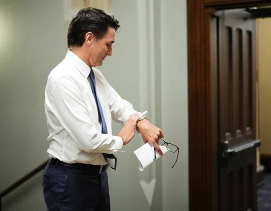 October 3, 2023, Ottawa, ON, CANADA: Prime Minister Justin Trudeau checks his watch as he arrives for a cabinet meeting in Ottawa, Tuesday, Oct. 3, 2023. Ottawa CANADA  - ZUMAc35_ 20231003_zaf_c35_009 Copyright: xSeanxKilpatrickx