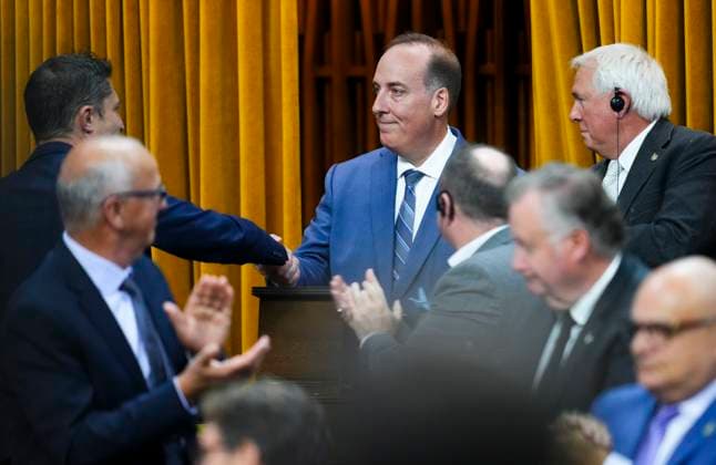 October 3, 2023, Ottawa, ON, CAN: Candidate for Speaker and member of Parliament Chris D Entremont is applauded after delivering a speech in the House of Commons prior to voting on Parliament Hill in Ottawa on Tuesday, Oct. 3, 2023. Ottawa CAN  - ZUMAc35_ 20231003_zaf_c35_034 Copyright: xSeanxKilpatrickx