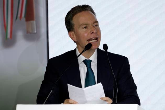 October 2, 2023, Mexico City, Mexico: Licensed senator, Manuel Velasco, at the delivery of the certificate as presidential candidate of the Green Party to Claudia Sheinbaum, at the Expo Reforma Exhibition Center in Mexico City. on October 3, 2023 in Mexico City, Mexico Mexico City Mexico - ZUMAe321 20231003_zia_e321_036 Copyright: xLuisxBarronx