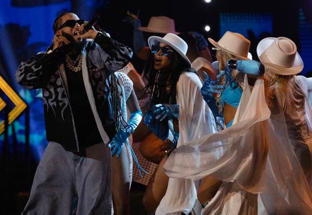 Justin Quiles & El Alfa perform at the 2023 Latin Billboard Music Awards at the University of Miami, Watsco Center, Thursday, October 05, 2023 in Coral Gables, Florida.  MIA20231005153 GARYxIxROTHSTEIN
