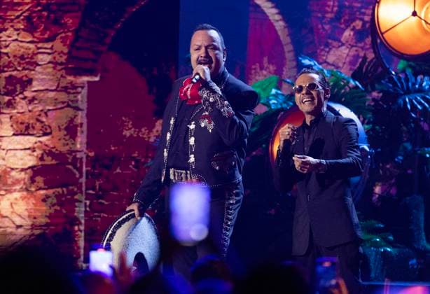 Marc Anthony and Pepe Aguilar perform at the 2023 Latin Billboard Music Awards at the University of Miami, Watsco Center, Thursday, October 05, 2023 in Coral Gables, Florida.  MIA20231005173 GARYxIxROTHSTEIN