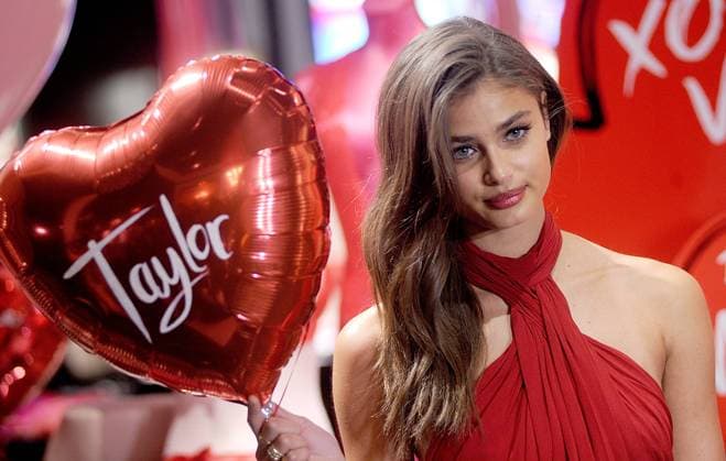 Angels Josephine Skriver, Sara Sampaio and Taylor Hill Reveal their Valentine?s Day Secrets at the NEW Victoria?s Secret 5th Avenue Store Angels Josephine Skriver, Sara Sampaio and Taylor Hill Reveal their Valentine?s Day Secrets at the NEW Victoria?s Secret 5th Avenue Store, Credit:Dennis Van Tine Avalon  Copyright: xDennisxVanxTinex xAvalonx 0517512849