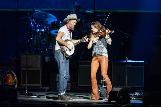 October 7, 2023, Tampa, Florida, USA: The Avett Brothers perform on stage during the Outlaw Music Festival on Saturday, Oct. 7, 2023 in Tampa. Tampa USA - ZUMAs70_ 20231007_zan_s70_027 Copyright: xLuisxSantanax