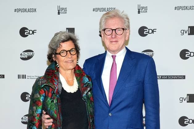 Theo Koll and his wife Franziska Castell at the Opus Klassik 2023 award ceremony on 8 10 2023 in Berlin Opus Klassik 2023 in Berlin