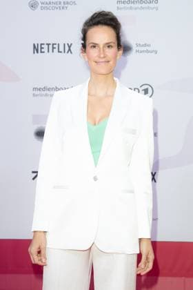 Award First Steps 2023 Saralisa Volm at the First Steps Award at the Stage Theater des Westens on 09 10 2023 in Berlin Copyright: xEventpressxKochanx